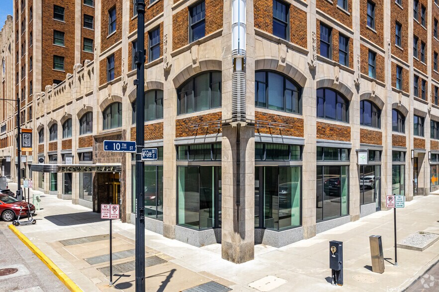 939 McGee St, Kansas City, MO à louer - Photo du bâtiment - Image 3 de 14