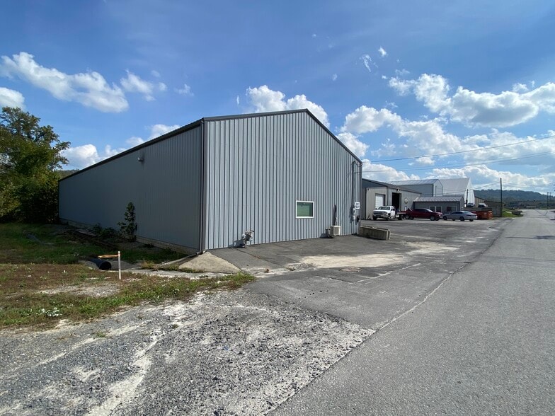 247 S Plant St, Morgantown, WV à vendre - Photo du bâtiment - Image 3 de 12