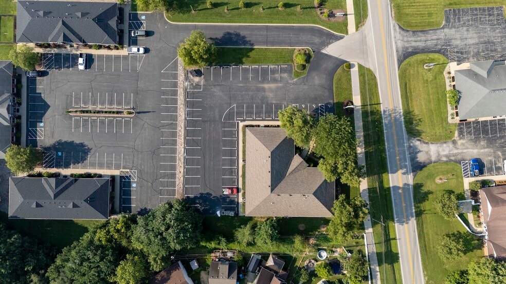 71 Mack Walters Rd, Shelbyville, KY for sale - Building Photo - Image 3 of 22