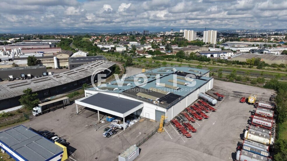 21 Rue Eugène Hénaff, Vénissieux for lease - Aerial - Image 2 of 12