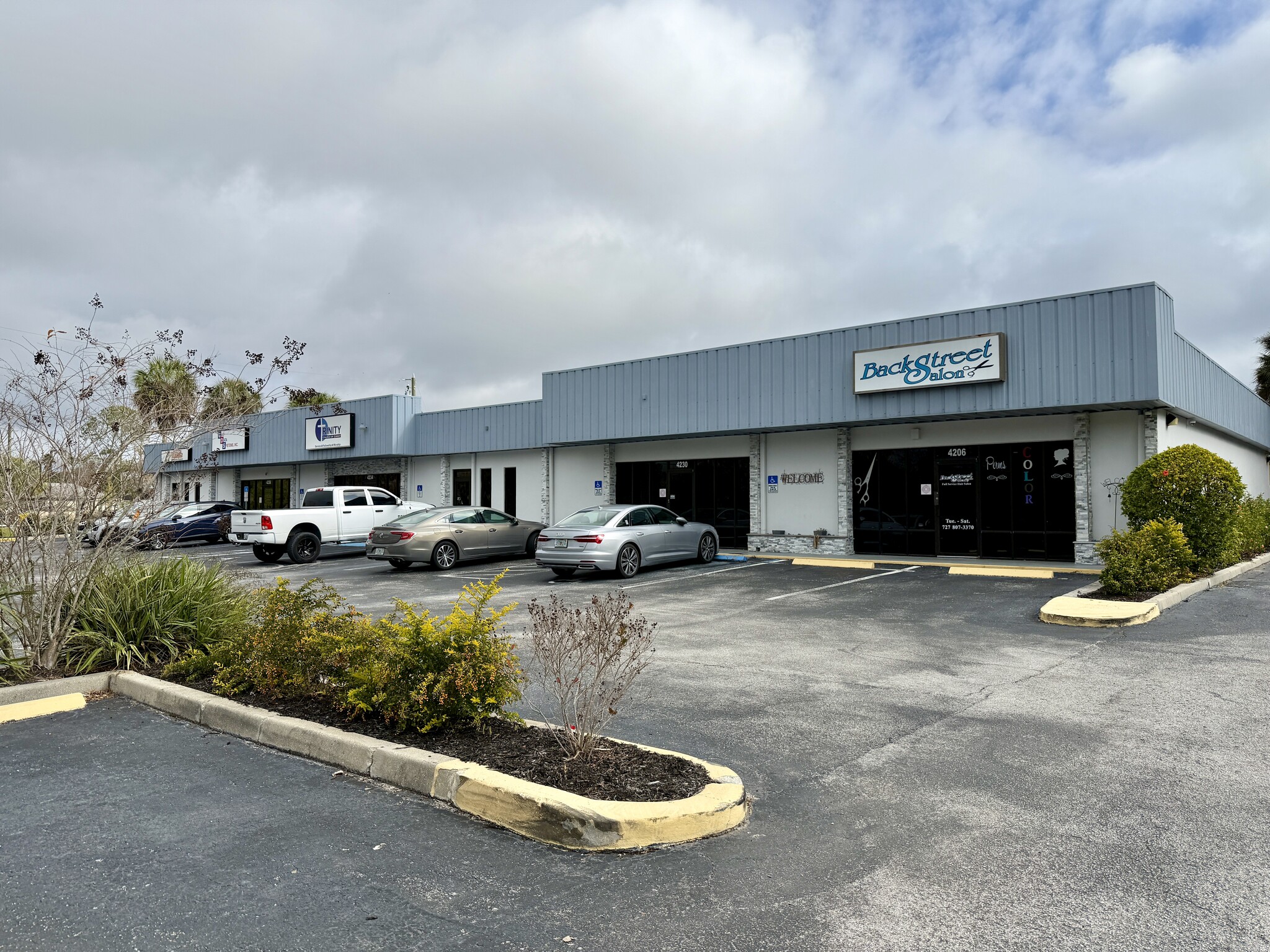 4230 St Lawrence dr, New Port Richey, FL à vendre Photo principale- Image 1 de 9