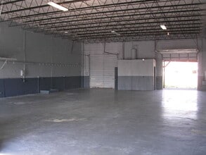 2780 NE 7th Ave, Pompano Beach, FL for lease Building Photo- Image 2 of 3