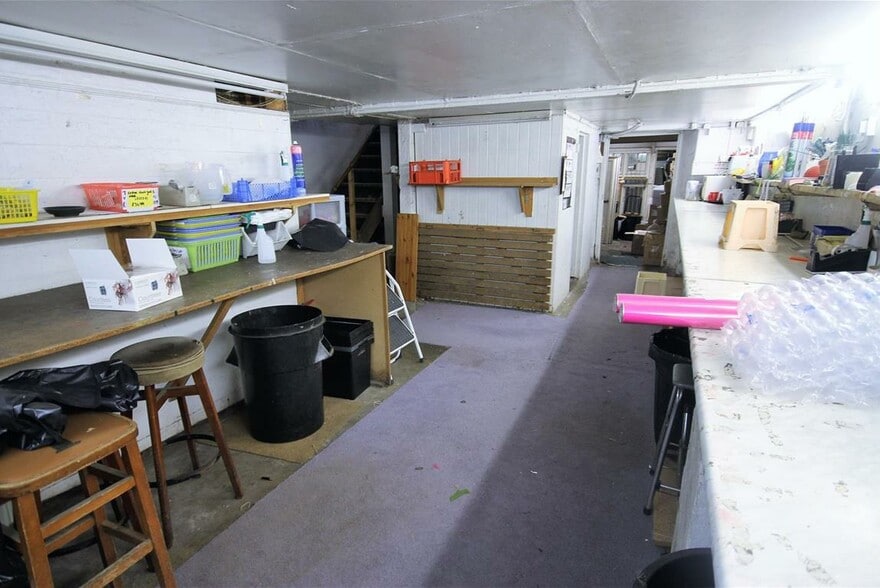 16-16a Lucius St, Torquay for sale - Interior Photo - Image 3 of 8