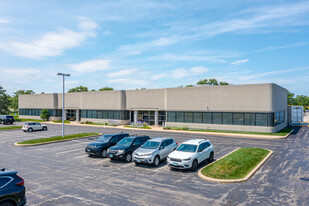 3100 Dundee Rd, Northbrook IL - Warehouse