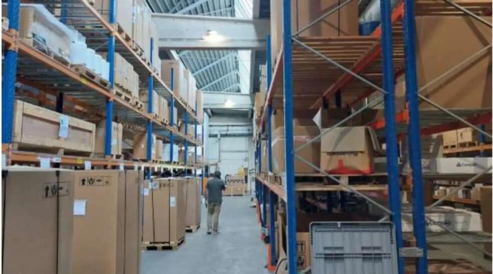 Office in Moissy-Cramayel for lease - Interior Photo - Image 2 of 5