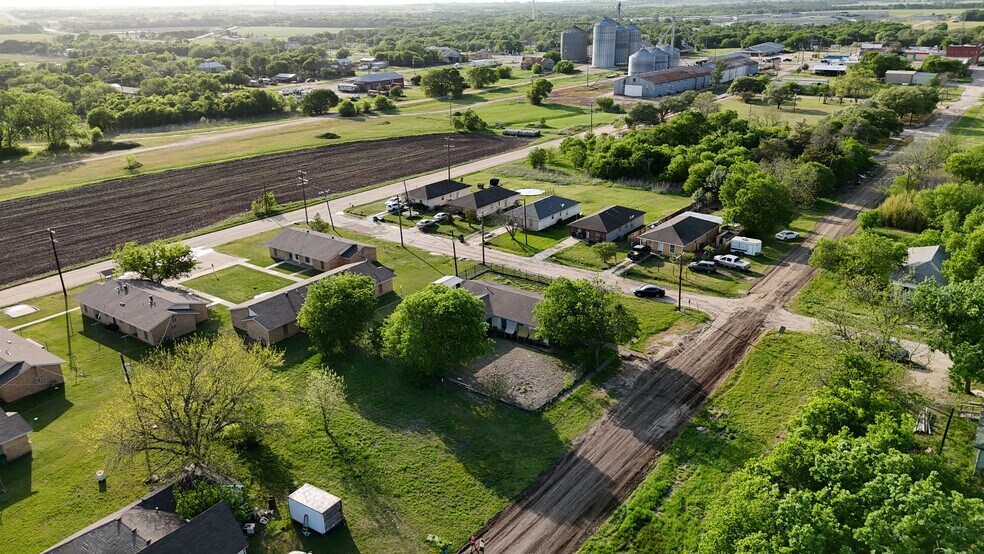 401 Main st, Mart, TX à vendre - Photo du bâtiment - Image 2 de 6