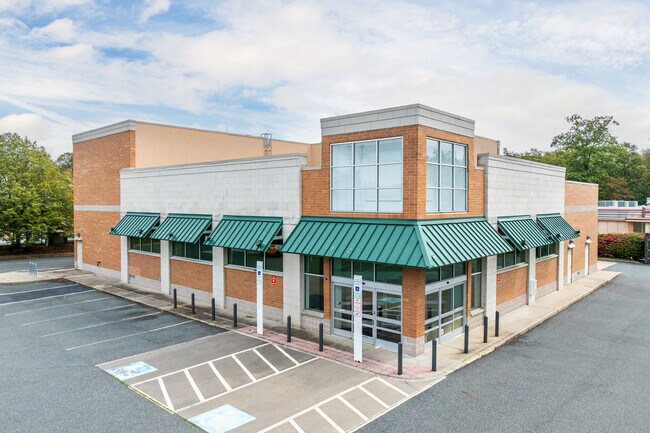 Plus de détails pour 585 Marketplace Dr, Bel Air, MD - Commerce de détail aux enchères