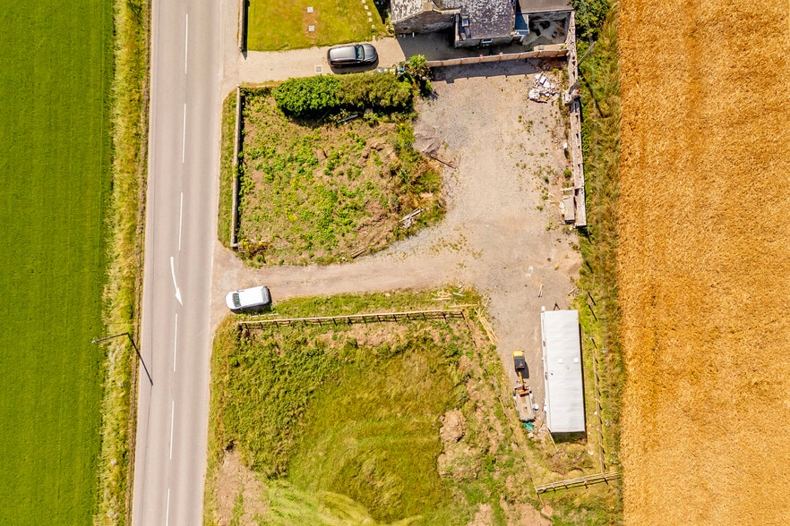 Plot, Montrose à vendre - Photo du bâtiment - Image 3 de 11