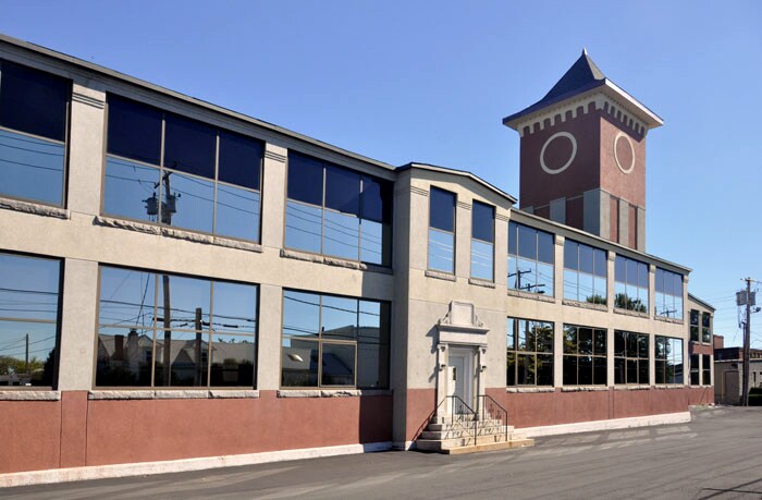 304 Bishop Ave, Bridgeport, CT à louer - Photo du bâtiment - Image 3 de 17