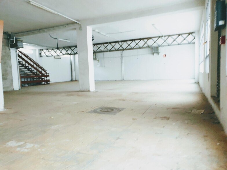Industrial in Elda, Alicante for sale - Interior Photo - Image 2 of 36