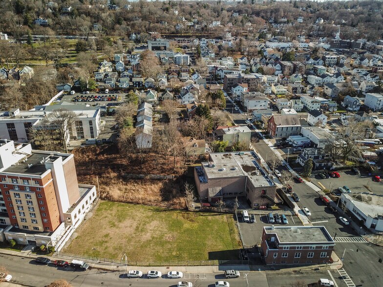 Wildey & Valley Portfolio of 4 Parcels portefeuille de 2 propriétés à vendre sur LoopNet.ca - Photo du bâtiment - Image 2 de 12