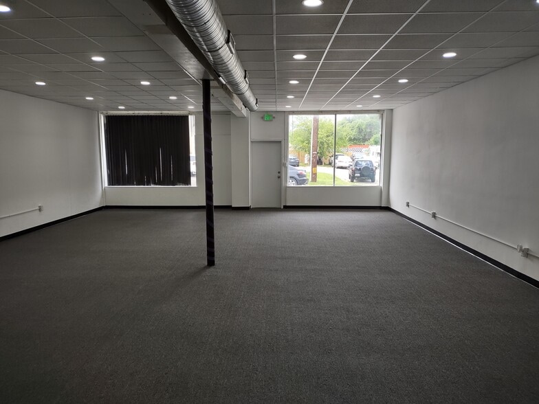 607 Hilltop Rd, Orchard Beach, MD for lease - Interior Photo - Image 3 of 10