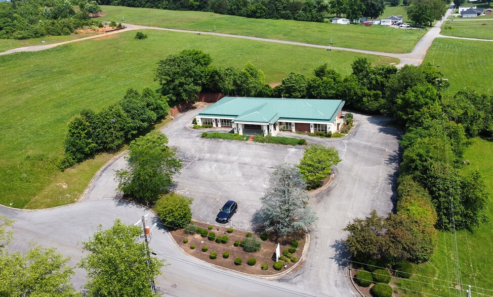 154 Bogle Office Park Dr, Somerset, KY à vendre - Photo du bâtiment - Image 2 de 5