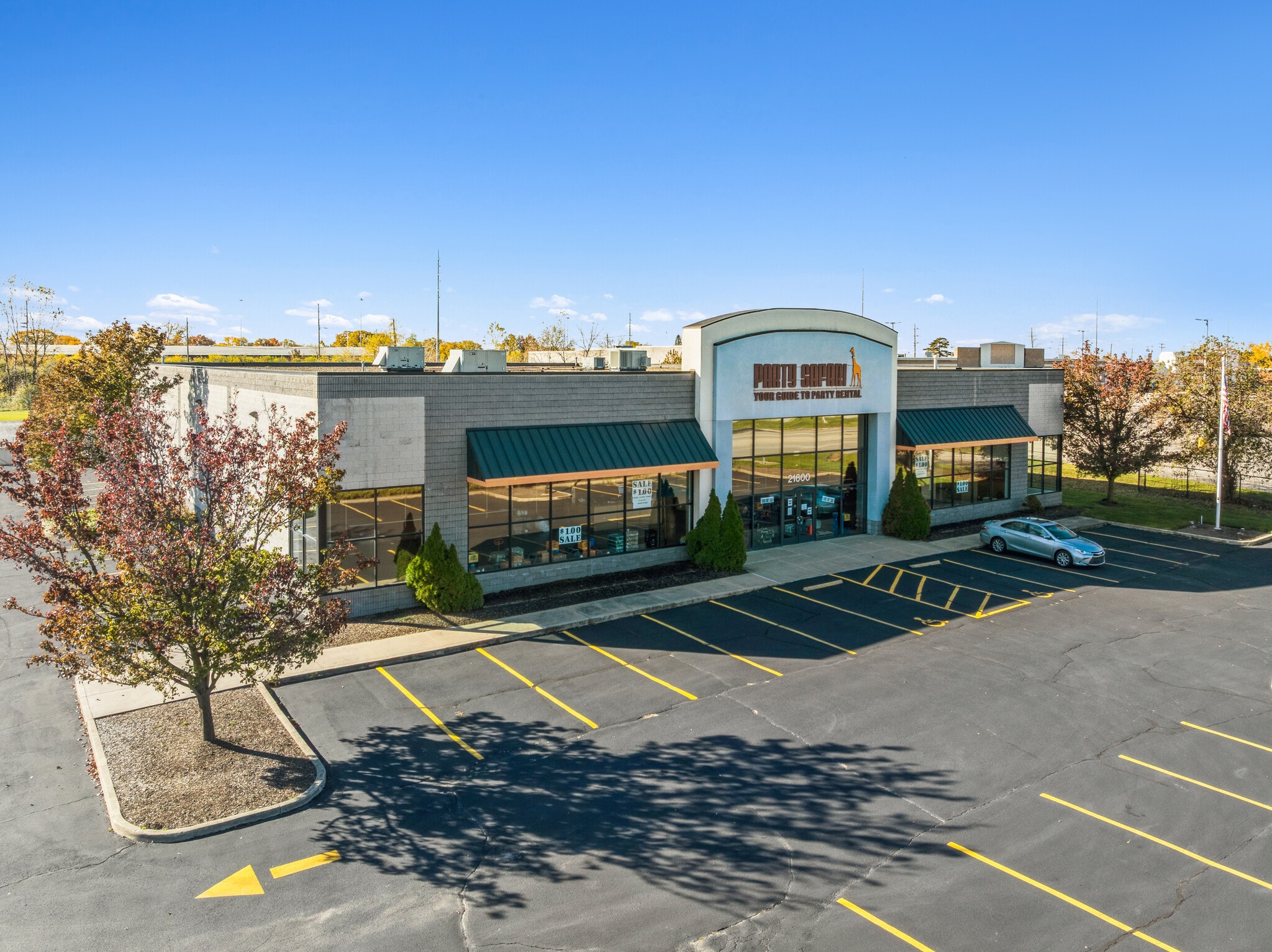 21600 Miles Rd, North Randall, OH for lease Building Photo- Image 1 of 29