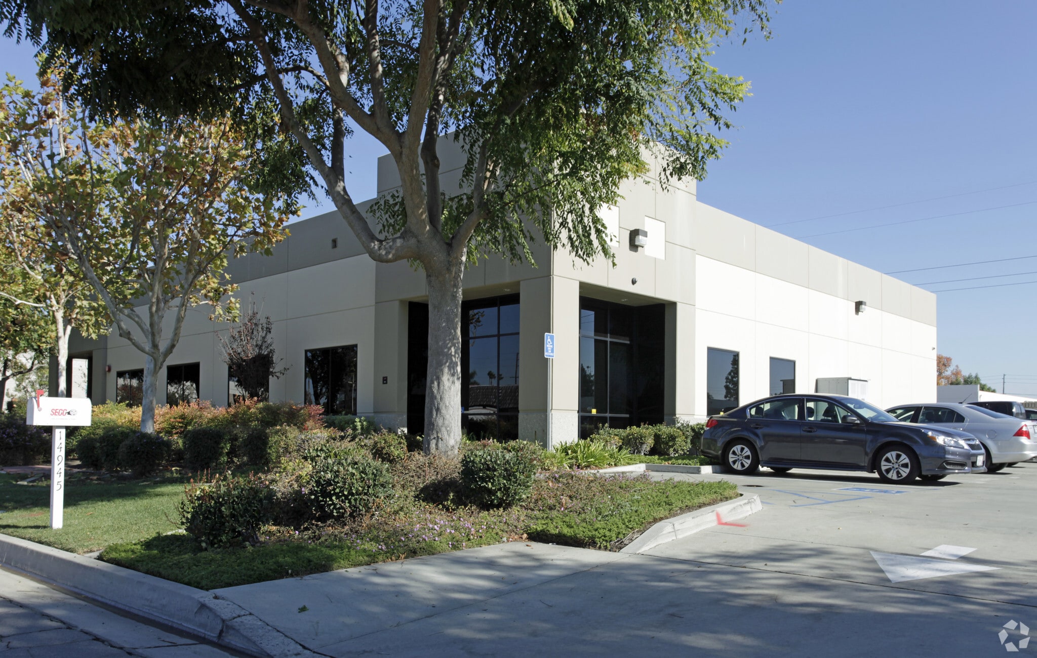 14945 La Palma Dr, Chino, CA for lease Primary Photo- Image 1 of 4