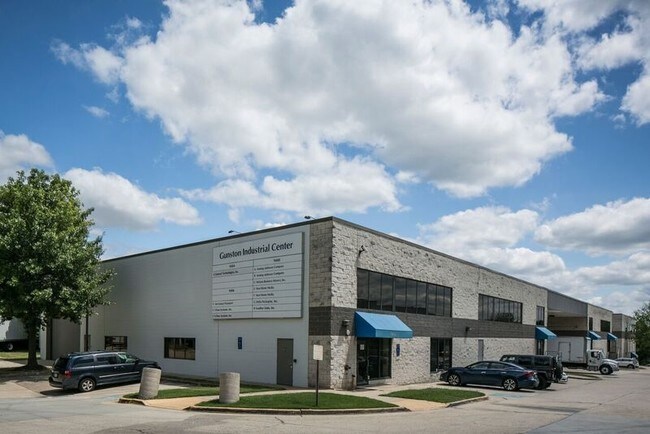 Plus de détails pour 9406 Gunston Cove Rd, Lorton, VA - Industriel à louer