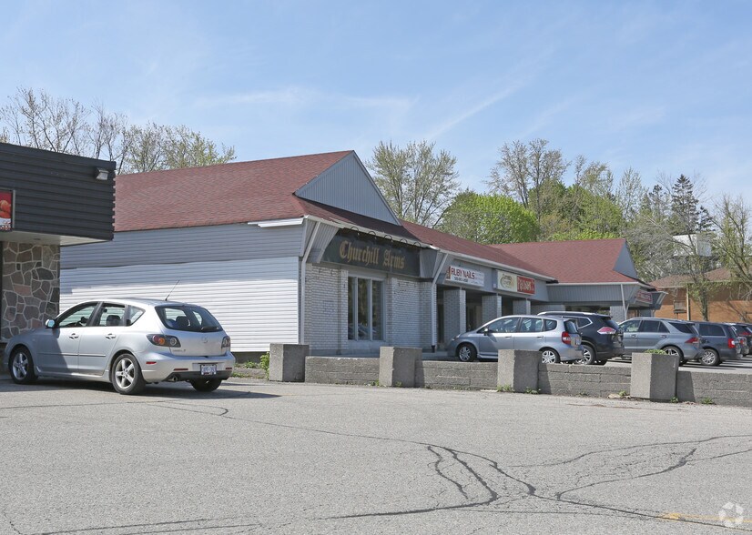 355 Erb St, Waterloo, ON à vendre - Photo principale - Image 1 de 1