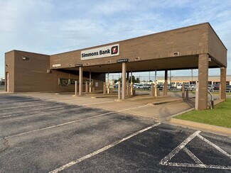 Plus de détails pour 7250 NW Expressway St, Oklahoma City, OK - Commerce de détail à louer
