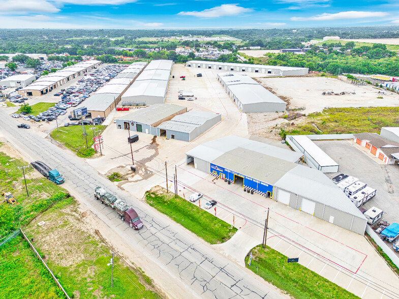 7402 & 7406 Mansfield Hwy, Kennedale, TX for sale - Building Photo - Image 2 of 13