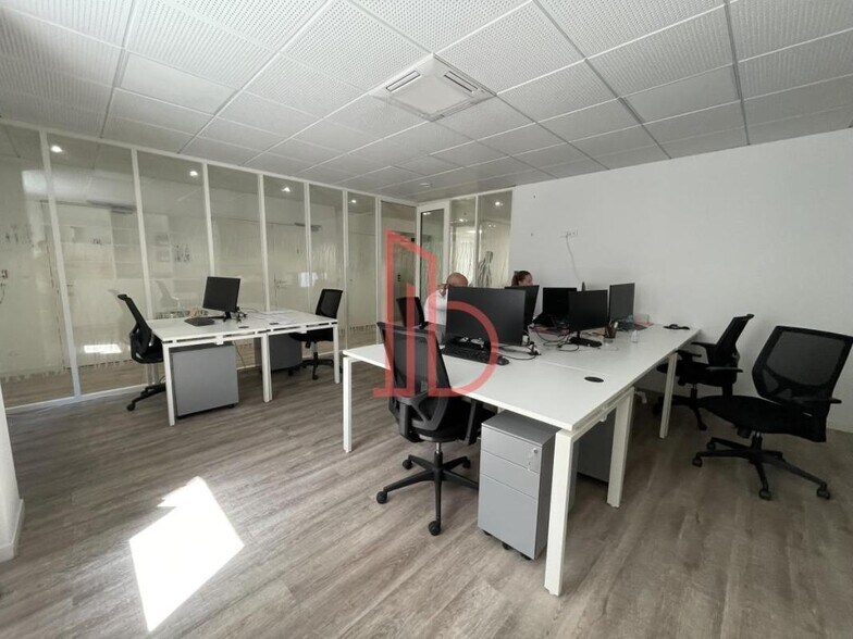 Bureau dans Bordeaux à louer - Photo du bâtiment - Image 2 de 5