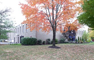 Plus de détails pour 75 W Century Rd, Paramus, NJ - Bureau, Local d'activités à louer
