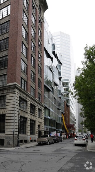 456-470 Rue De La Gauchetière O, Montréal, QC à louer - Photo du bâtiment - Image 1 de 2