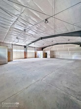 64415 Strickler Ave, Bend, OR for lease Interior Photo- Image 1 of 3