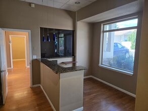 1160 Selmi Dr, Reno, NV for lease Interior Photo- Image 2 of 6