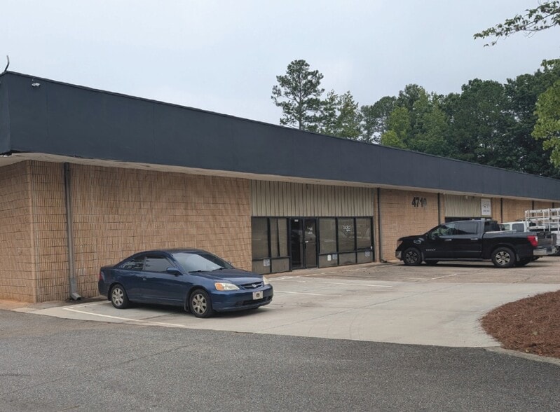 4710 Ecton Dr, Marietta, GA for lease - Building Photo - Image 1 of 7