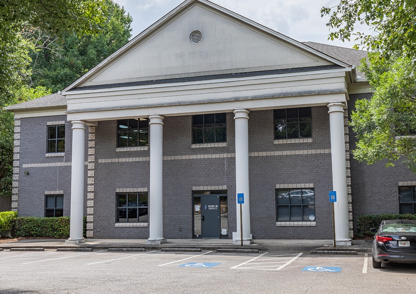 335 Roselane St NW, Marietta, GA for lease - Building Photo - Image 1 of 42