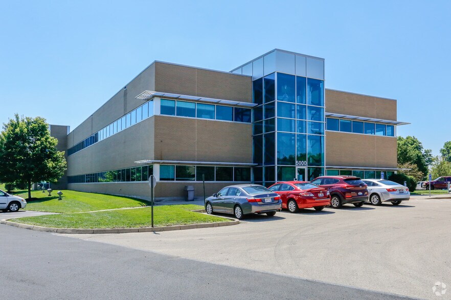 5000 Springfield St, Dayton, OH à louer - Photo du bâtiment - Image 2 de 9