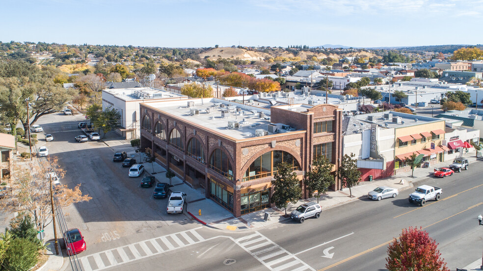 1446 Spring St, Paso Robles, CA for lease - Building Photo - Image 1 of 15