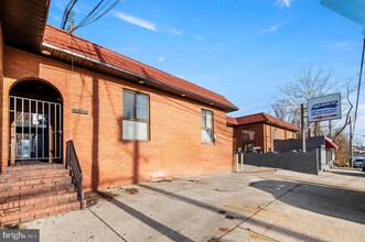 5091 Umbria St, Philadelphia, PA à louer Photo du bâtiment- Image 1 de 5