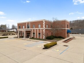 3661-3669 Teays Valley Rd, Hurricane, WV for lease Building Photo- Image 2 of 11