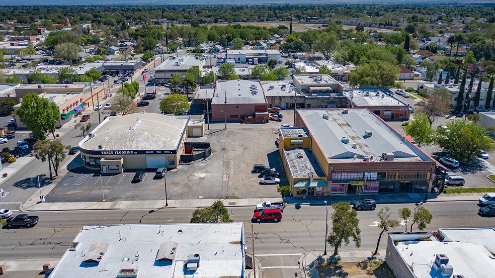 104-126 W 11th St, Tracy, CA à vendre - Photo du bâtiment - Image 3 de 5
