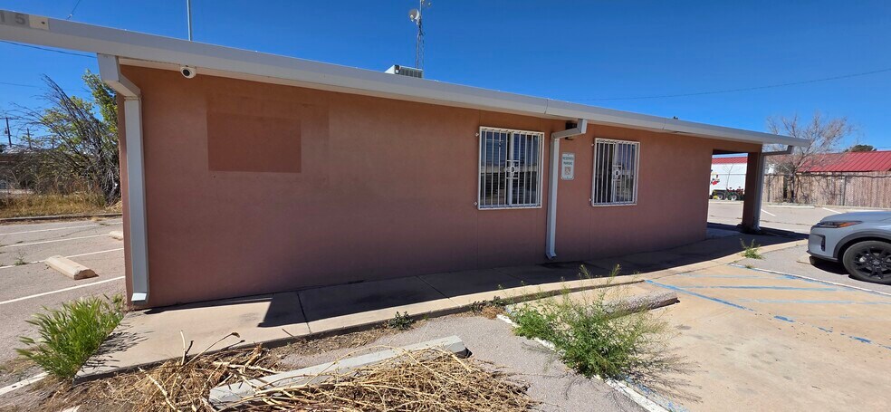 215 Bryant st, Mesquite, NM à vendre - Photo du bâtiment - Image 2 de 12