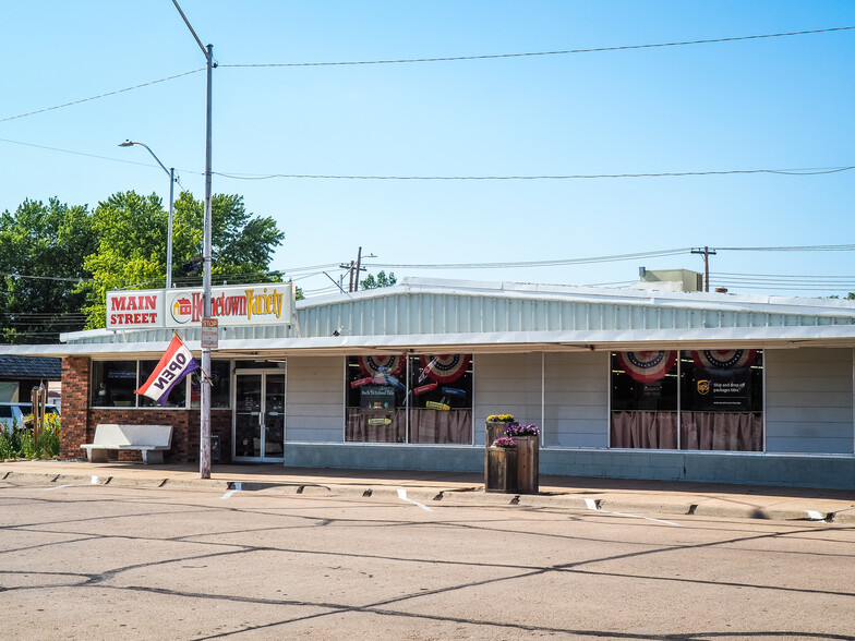 722 Main St, Alma, NE for sale - Building Photo - Image 1 of 1