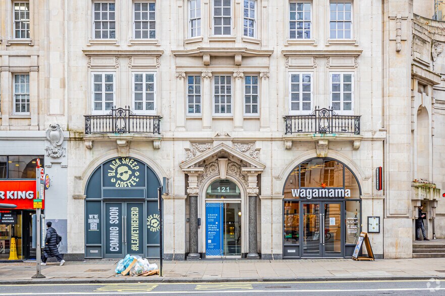 121 Kingsway, Londres à louer - Photo du bâtiment - Image 2 de 19