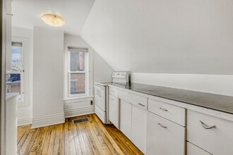 3630 W 32nd Ave, Denver, CO à louer Photo intérieure- Image 2 de 15