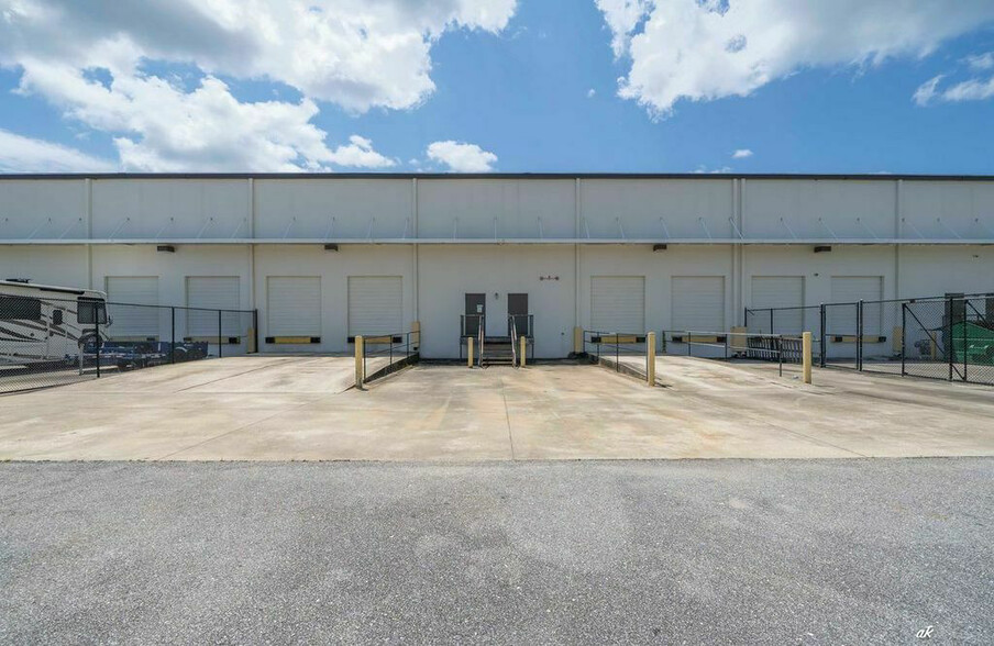 17740 Ashley Dr, Panama City Beach, FL for lease - Building Photo - Image 3 of 7