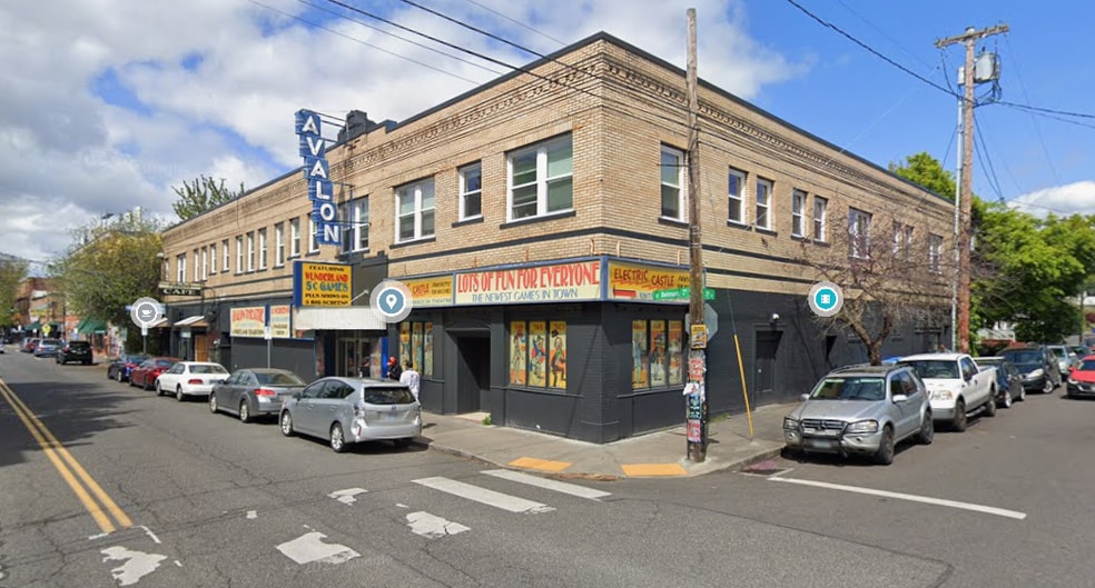 3433-3451 SE Belmont St, Portland, OR for lease - Building Photo - Image 1 of 2