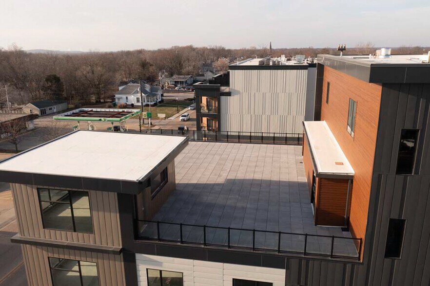 400 N Main St, Edwardsville, IL à louer - Photo du bâtiment - Image 3 de 12