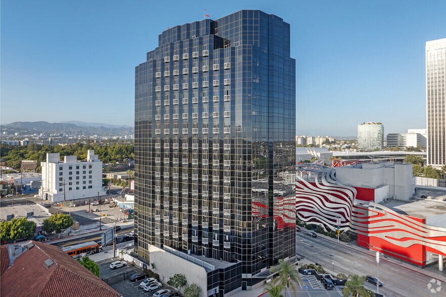 6100 Wilshire Blvd, Los Angeles, CA à louer - Photo du bâtiment - Image 3 de 9