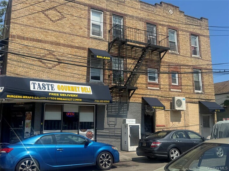 10702 101st Ave, Ozone Park, NY à vendre - Photo du bâtiment - Image 2 de 7