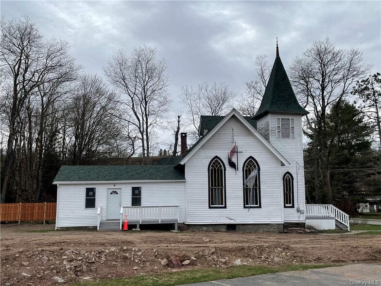 12 Short Ave, Parksville, NY à vendre - Photo du bâtiment - Image 2 de 13