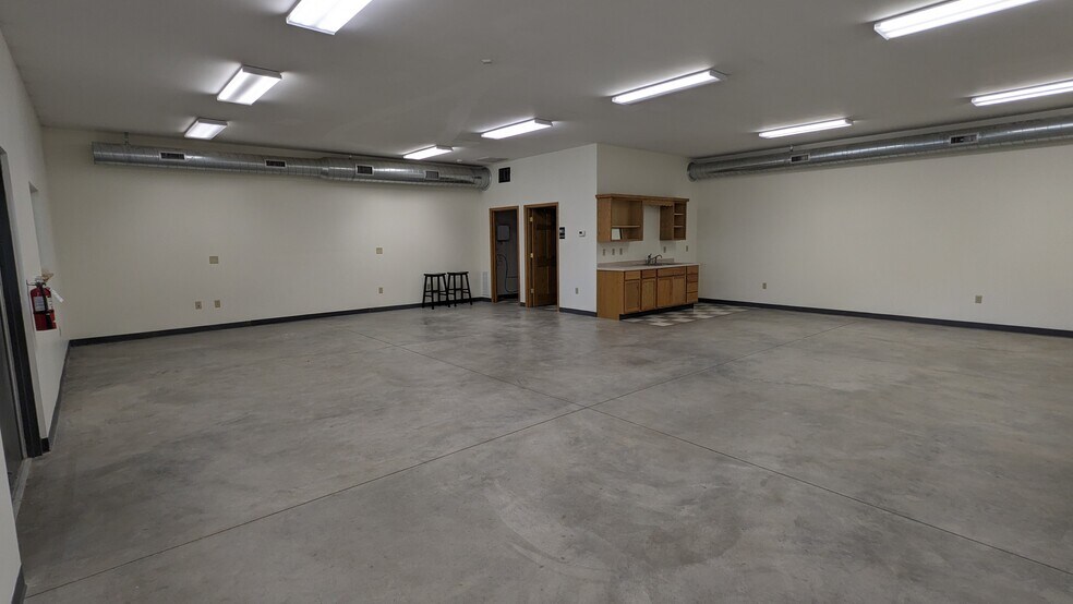 137 Oliver, Kechi, KS à louer - Photo du bâtiment - Image 3 de 4