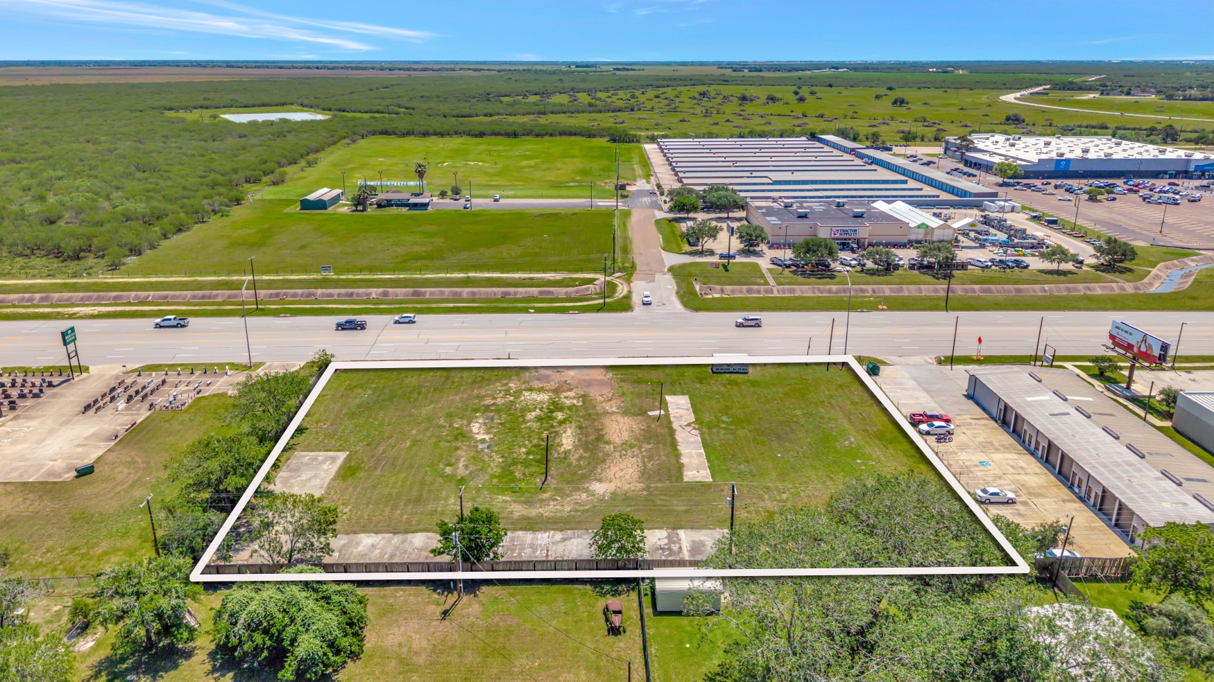 9505 N Navarro St, Victoria, TX for sale Building Photo- Image 1 of 17