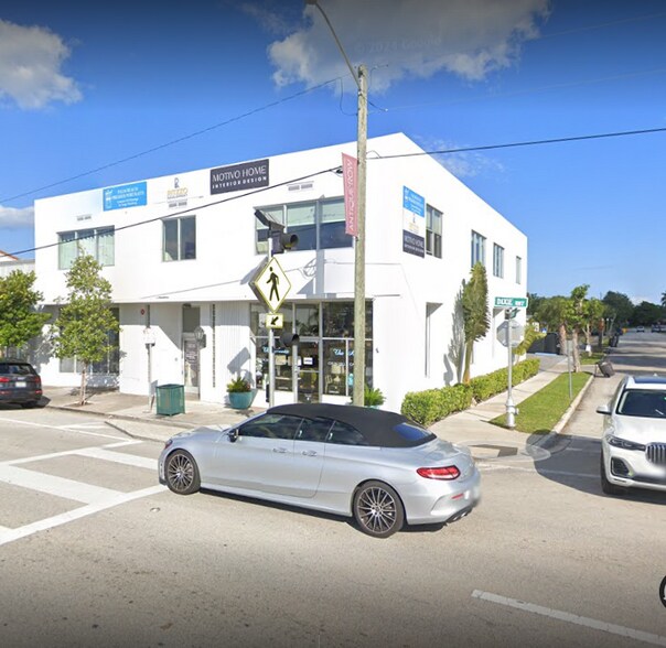 3638 S Dixie, West Palm Beach, FL à louer - Photo du bâtiment - Image 3 de 3