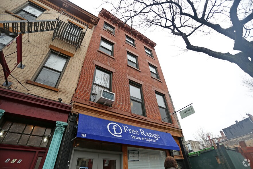 329 Atlantic Ave, Brooklyn, NY à louer - Photo du bâtiment - Image 2 de 5