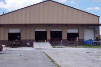 Plus de détails pour 181-185 Sabre Dr, Sebring, FL - Industriel à louer